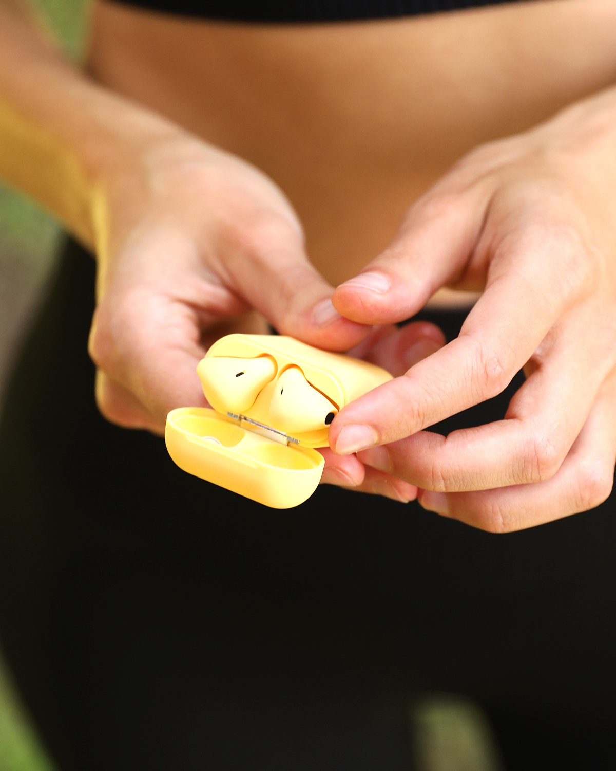 Macaron Earbuds - Yellow