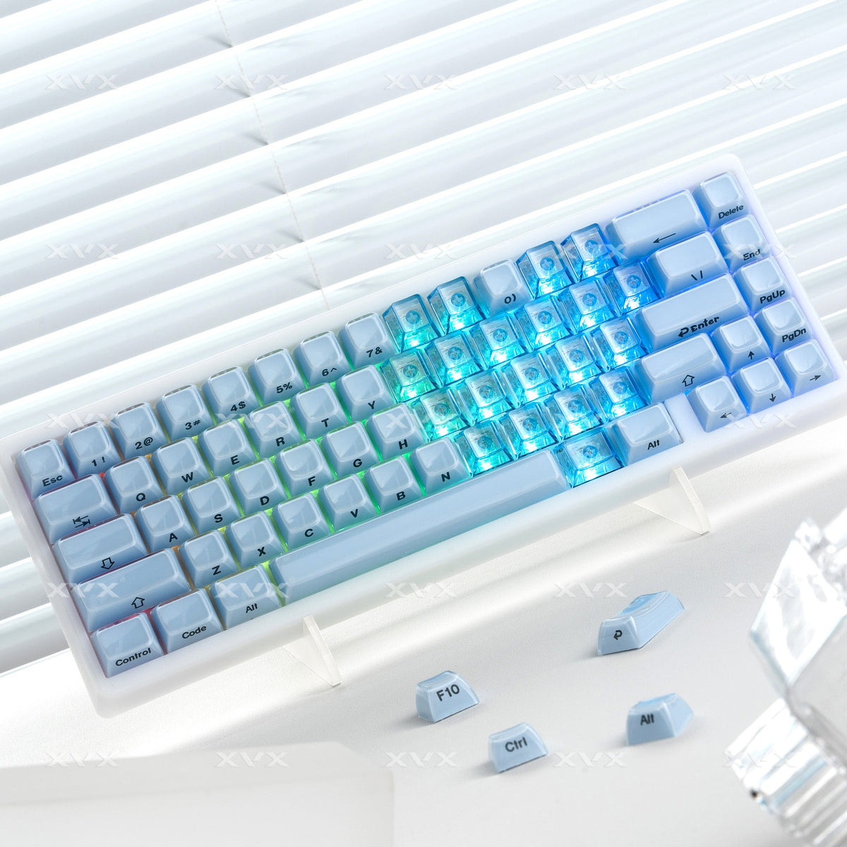 Cherry Profile 21-Key Artisan Keycap Set XVX Fizz Heart Series
