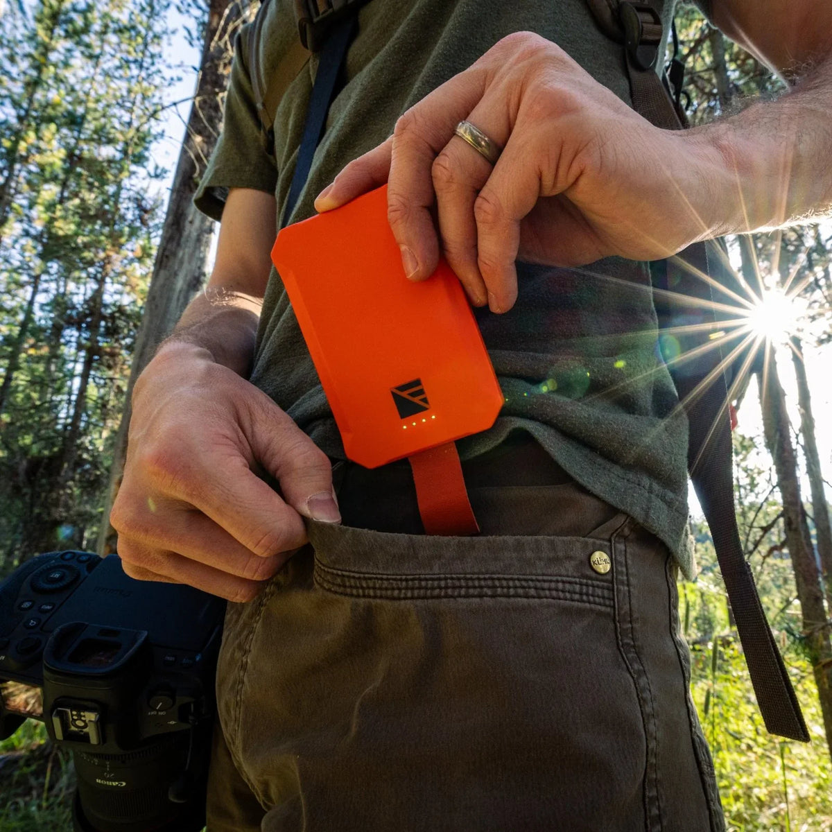 Poseidon Nano Waterproof MagSafe-Ready Power Bank