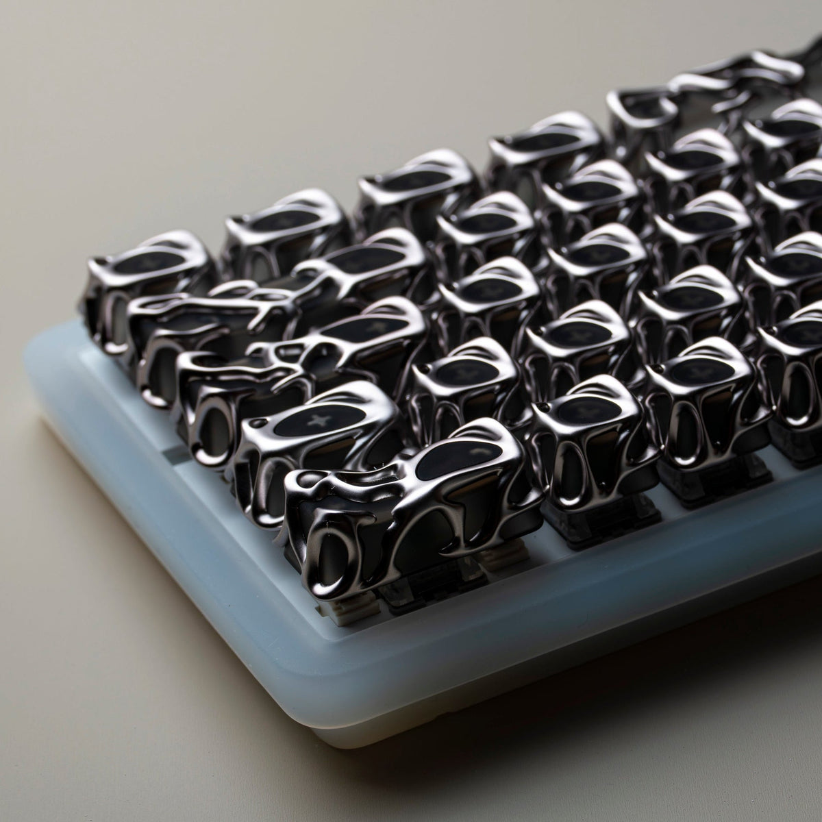 XVX Venom Liquid Metallic MOA Profile ABS+PC Keycap Set