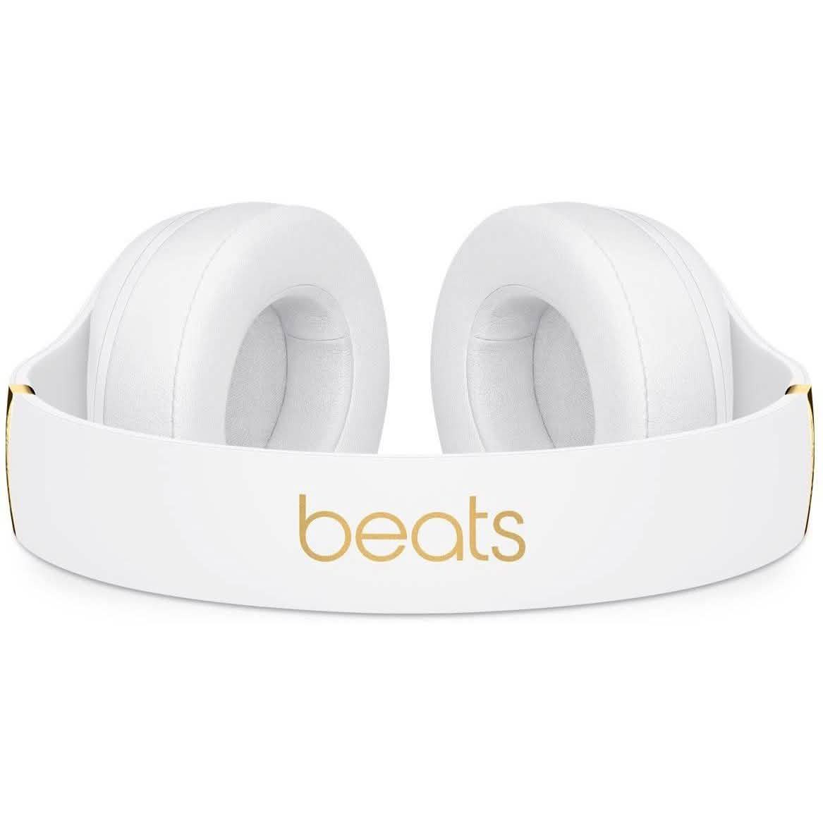 Studio3 Wireless Over-Ear Headphones Beats
