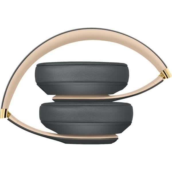 Wireless Noise Cancelling Over-Ear Headphones Beats Studio3 Assorted Styles