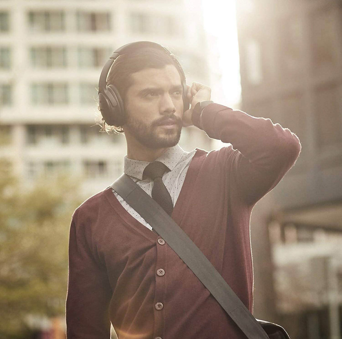 Wireless Bluetooth Noise Cancelling Headphones Bose QuietComfort 35 II